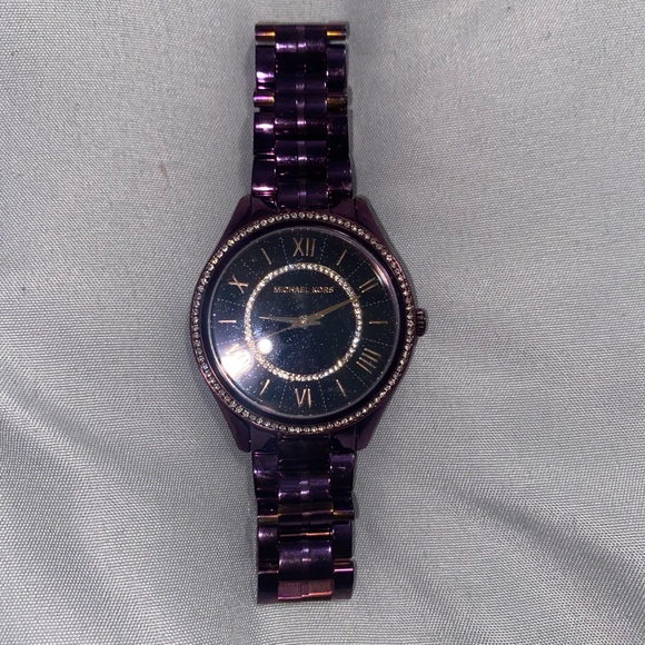 Original, great conditions, never worn